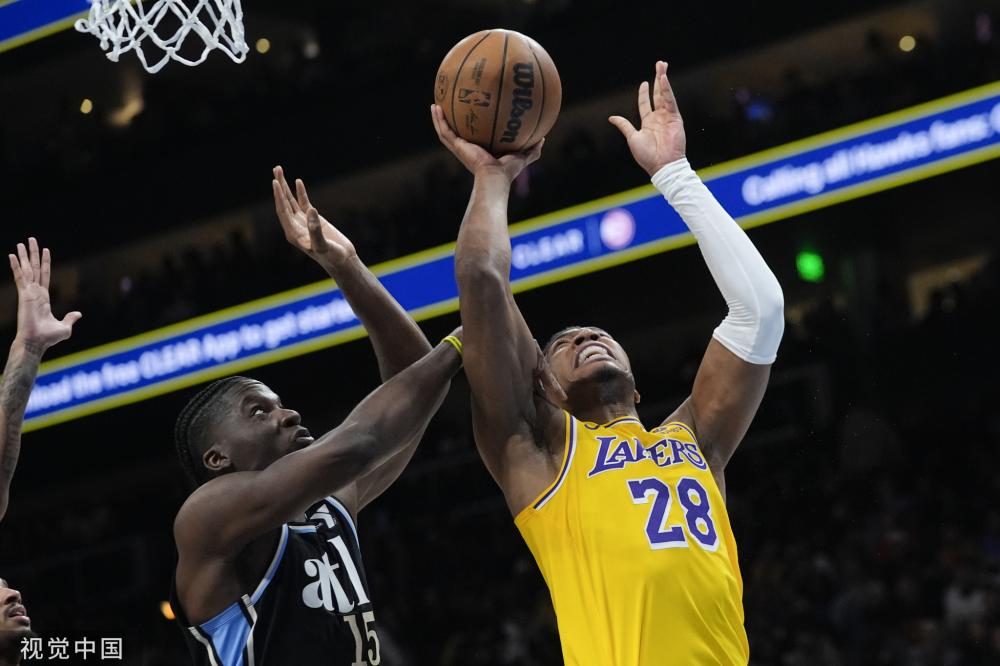 持者们兴奋 持者们兴奋