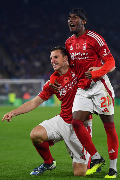 为球迷们提 为球迷们提